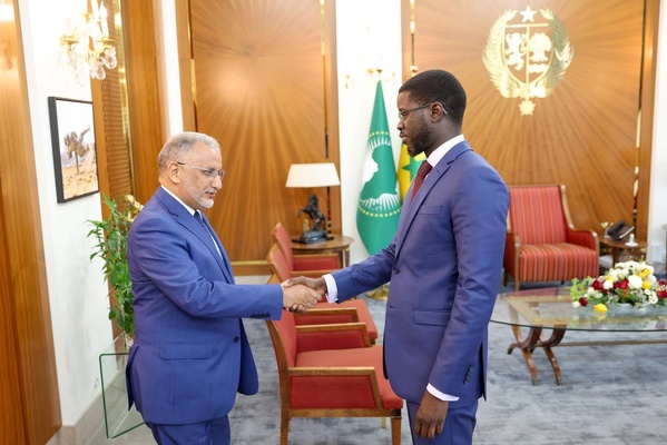 Le président sénégalais reçoit l'ambassadeur mauritanien Mohamed Aly Ould Sidi Mohamed Le président sénégalais reçoit l'ambassadeur mauritanien Mohamed Aly Ould Sidi Mohamed