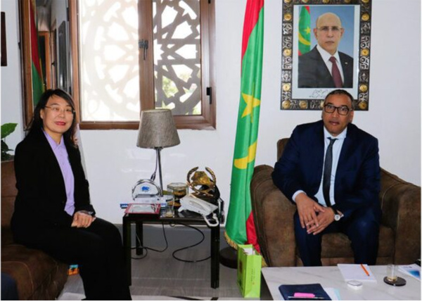 Le ministre de l’Enseignement supérieur reçoit la directrice de l’Institut chinois ‘’Confucius’’ Le ministre de l’Enseignement supérieur reçoit la directrice de l’Institut chinois ‘’Confucius’’