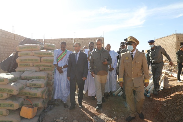 Le délégué général à TAAZOUR visite plusieurs établissements scolaires au Brakna Le délégué général à TAAZOUR visite plusieurs établissements scolaires au Brakna