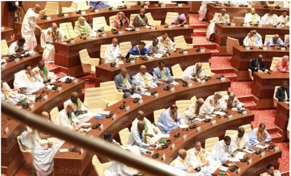 Les députés de l’Assemblée nationale saluent le bilan de l’action gouvernementale et appellent à renforcer les services publics Les députés de l’Assemblée nationale saluent le bilan de l’action gouvernementale et appellent à renforcer les services publics