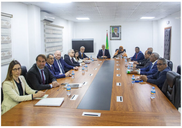 Le ministre de l’agriculture examine avec une délégation italienne les possibilités de coopération dans le domaine agricole Le ministre de l’agriculture examine avec une délégation italienne les possibilités de coopération dans le domaine agricole