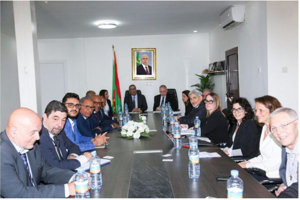 Le ministre de l’Enseignement supérieur reçoit une mission italienne pour discuter du renforcement de la coopération dans le domaine de l’enseignement supérieur Le ministre de l’Enseignement supérieur reçoit une mission italienne pour discuter du renforcement de la coopération dans le domaine de l’enseignement supérieur