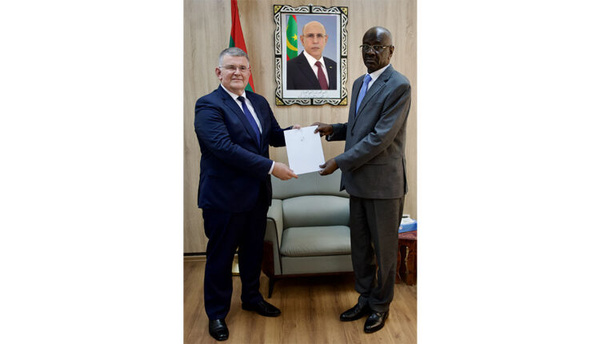 Le ministre des Affaires étrangères reçoit les lettres de créance du nouvel ambassadeur tchèque Le ministre des Affaires étrangères reçoit les lettres de créance du nouvel ambassadeur tchèque