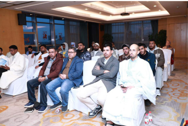 Une délégation du ministère des Affaires étrangères rencontre la colonie mauritanienne en Chine