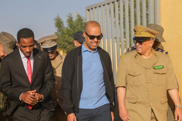 Le délégué général de Taazour Sidi Ould Moulaye Zeine visite des écoles, des centres de santé et une centrale solaire au Guidimakha Le délégué général de Taazour Sidi Ould Moulaye Zeine visite des écoles, des centres de santé et une centrale solaire au Guidimakha