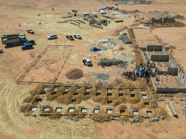 Le délégué général de Taazour Sidi Ould Moulaye Zeine visite des écoles, des centres de santé et une centrale solaire au Guidimakha Le délégué général de Taazour Sidi Ould Moulaye Zeine visite des écoles, des centres de santé et une centrale solaire au Guidimakha