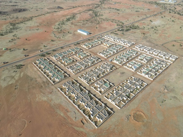 Le délégué général de Taazour Sidi Ould Moulaye Zeine visite des écoles, des centres de santé et une centrale solaire au Guidimakha Le délégué général de Taazour Sidi Ould Moulaye Zeine visite des écoles, des centres de santé et une centrale solaire au Guidimakha