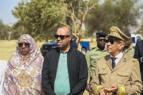Le Délégué général à la Solidarité Sidi Ould Moulaye Zeine supervise le lancement d’une opération de distribution d’aide au profit de 536 familles Maghama Le Délégué général à la Solidarité Sidi Ould Moulaye Zeine supervise le lancement d’une opération de distribution d’aide au profit de 536 familles Maghama