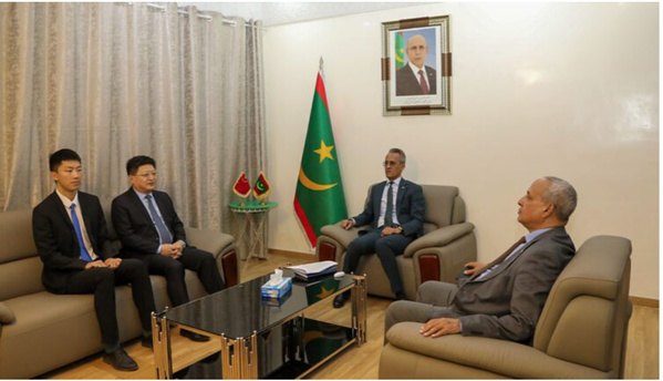 Le ministre des Pêches reçoit l’ambassadeur de Chine Le ministre des Pêches reçoit l’ambassadeur de Chine