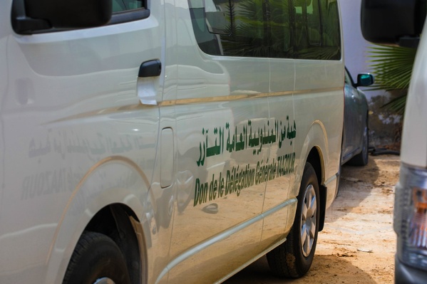 TAAZOUR livre quatre bus au Centre de formation et de promotion sociale à Nouakchott