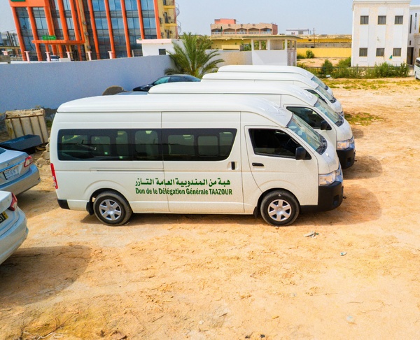 TAAZOUR livre quatre bus au Centre de formation et de promotion sociale à Nouakchott TAAZOUR livre quatre bus au Centre de formation et de promotion sociale à Nouakchott