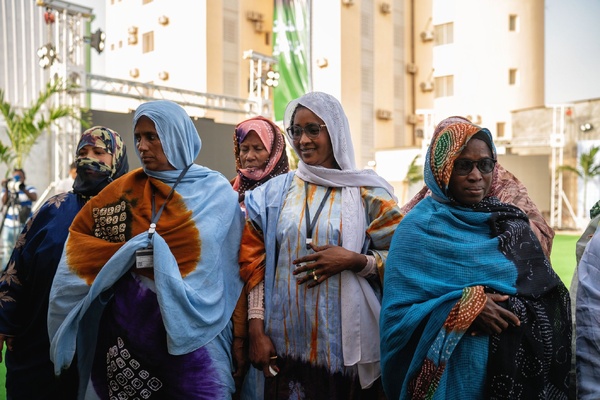 Le Président de la République préside un iftar en l’honneur des représentants de la communauté “Taazour” Le Président de la République préside un iftar en l’honneur des représentants de la communauté “Taazour”