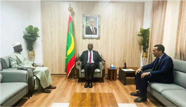 Le Ministre des Affaires étrangères reçoit l’Ambassadeur du Mali Le Ministre des Affaires étrangères reçoit l’Ambassadeur du Mali