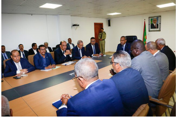 Le ministre de l’Agriculture insiste sur la priorité du développement et du renforcement de la sécurité alimentaire Le ministre de l’Agriculture insiste sur la priorité du développement et du renforcement de la sécurité alimentaire