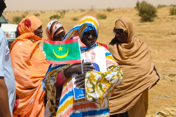 Le Délégué général de TAAZOUR, SIDI Moulaye Zeine, inaugure deux barrages dans la commune d’El Baten, dans la moughataa de Oualata Le Délégué général de TAAZOUR, SIDI Moulaye Zeine, inaugure deux barrages dans la commune d’El Baten, dans la moughataa de Oualata