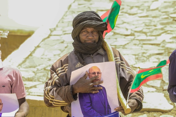 Le Délégué général de TAAZOUR, SIDI Moulaye Zeine, inaugure deux barrages dans la commune d’El Baten, dans la moughataa de Oualata Le Délégué général de TAAZOUR, SIDI Moulaye Zeine, inaugure deux barrages dans la commune d’El Baten, dans la moughataa de Oualata