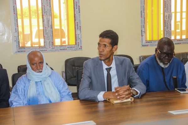 Adrar : le délégué général de Taazour Sidi Moulaye Zeine  préside une réunion avec les autorités locales