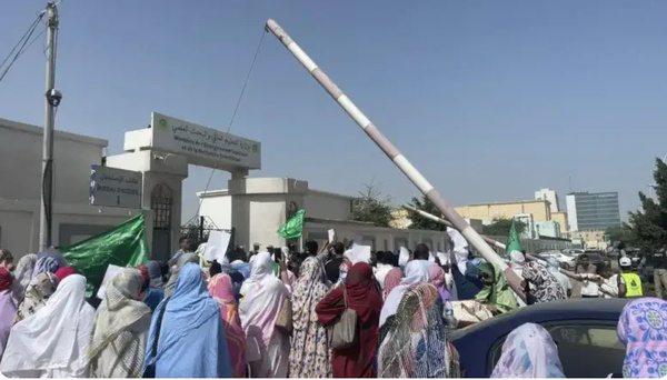 L’UNEM proteste contre l’exclusion de certains étudiants éligibles aux bourses L’UNEM proteste contre l’exclusion de certains étudiants éligibles aux bourses
