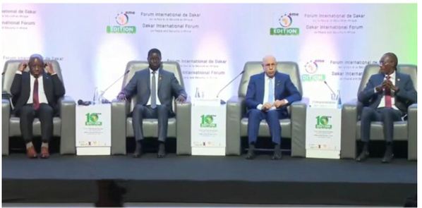 Le Président de la République participe à Dakar à l’ouverture de la dixième édition du Forum international sur la paix et la sécurité en Afrique Le Président de la République participe à Dakar à l’ouverture de la dixième édition du Forum international sur la paix et la sécurité en Afrique