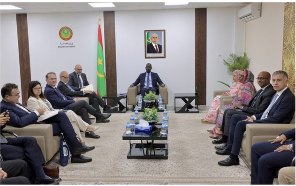 Le ministre de la santé reçoit une délégation italienne de haut niveau