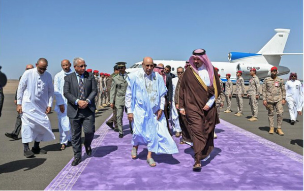 Le Président de la République arrive à Médine Le Président de la République arrive à Médine