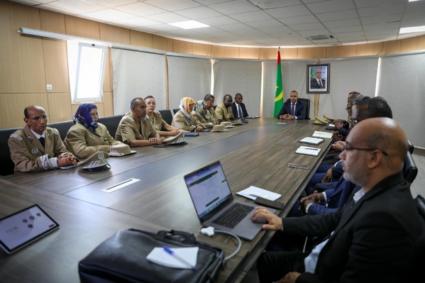 Le délégué général de Taazour Sidi Ould Moulaye Zeine préside une réunion de coordination pour la mise à jour du registre social au niveau des wilayas de Nouakchott Le délégué général de Taazour Sidi Ould Moulaye Zeine préside une réunion de coordination pour la mise à jour du registre social au niveau des wilayas de Nouakchott