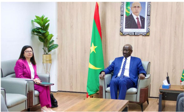 Le ministre des Affaires étrangère reçoit l’ambassadrice d’Italie