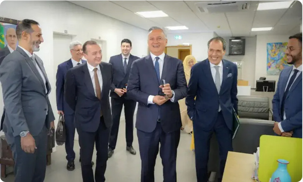 L’agence nationale pour la promotion des investissements évoque avec une délégation marocaine le renforcement du partenariat économique mauritano-marocain L’agence nationale pour la promotion des investissements évoque avec une délégation marocaine le renforcement du partenariat économique mauritano-marocain