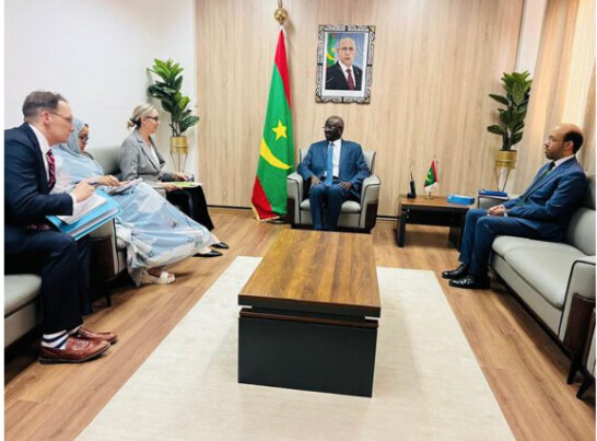 Le ministre des Affaires étrangères reçoit la chargée d’affaires de l’ambassade des États-Unis