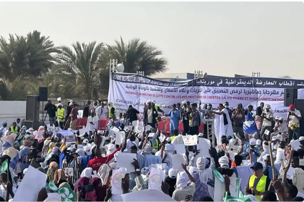 L’opposition pourrait envisager prochainement un mouvement de protestation dans les villes de l’intérieur pour protester contre la « détérioration des conditions de vie des mauritaniens » L’opposition pourrait envisager prochainement un mouvement de protestation dans les villes de l’intérieur pour protester contre la « détérioration des conditions de vie des mauritaniens »