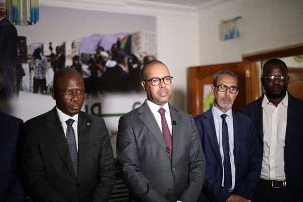 Le délégué général à “Taazour” S.E.M Sidi Ould Moulaye Zeine : l’opération “Aoun” matérialise l’intérêt du Président de la République à soutenir les familles vulnérables Le délégué général à “Taazour” S.E.M Sidi Ould Moulaye Zeine : l’opération “Aoun” matérialise l’intérêt du Président de la République à soutenir les familles vulnérables