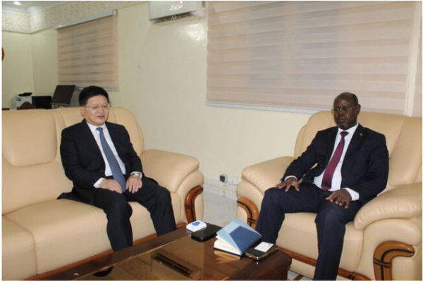 Le président du Comité national des droits de l’homme et l’ambassadeur de Chine discutent du renforcement de la coopération