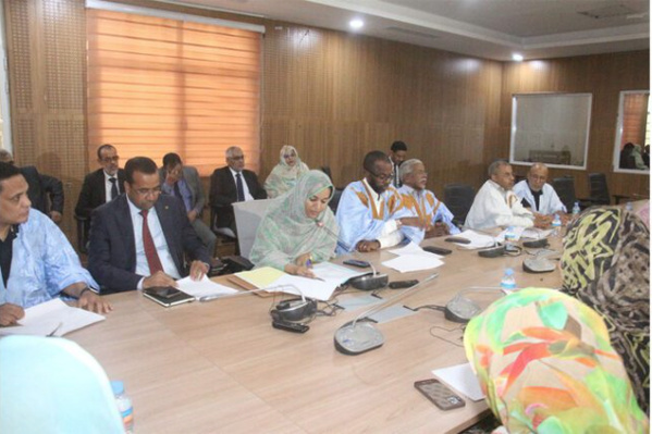 La Commission des Affaires étrangères examine un projet de loi relatif à l’adhésion de la Mauritanie à une convention sur la protection et l’utilisation des cours d’eau transfrontaliers La Commission des Affaires étrangères examine un projet de loi relatif à l’adhésion de la Mauritanie à une convention sur la protection et l’utilisation des cours d’eau transfrontaliers