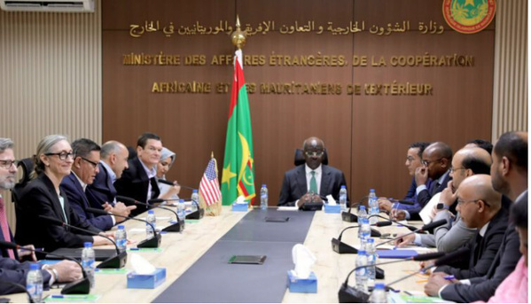 Le ministre des Affaires étrangères s’entretient avec une délégation du Congrès américain Le ministre des Affaires étrangères s’entretient avec une délégation du Congrès américain