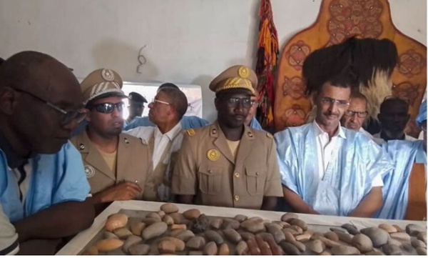 Le ministre de la Culture effectue une visite à l’ancien Ksar de Tidjikja Le ministre de la Culture effectue une visite à l’ancien Ksar de Tidjikja