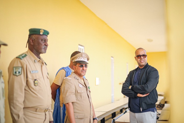 Taazour en Assaba : le délégué général Sidi Ould Moulaye Zeine rend visite aux familles sinistrées par la tempête Taazour en Assaba : le délégué général Sidi Ould Moulaye Zeine rend visite aux familles sinistrées par la tempête