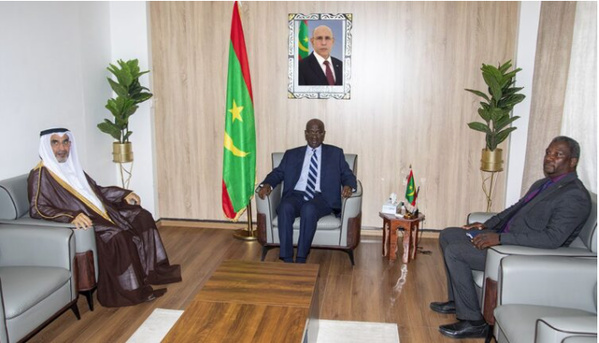 Le ministre des Affaires étrangères reçoit l’ambassadeur de l’État du Koweït Le ministre des Affaires étrangères reçoit l’ambassadeur de l’État du Koweït