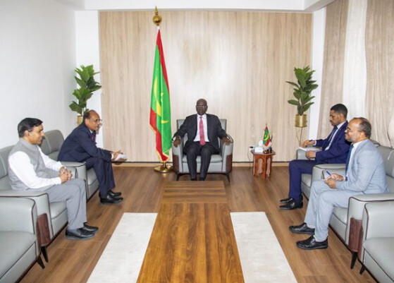 Le ministre des Affaires étrangères reçoit l’ambassadeur de l’Inde