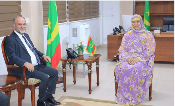 La ministre de l’Habitat reçoit l’ambassadeur de Turquie La ministre de l’Habitat reçoit l’ambassadeur de Turquie
