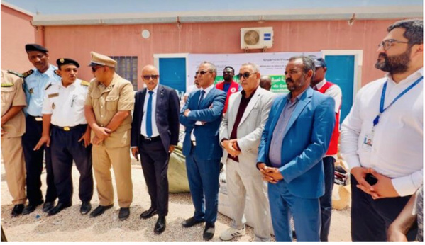 Remise d’un don au centre d’hébergement temporaire pour étrangers de Nouadhibou