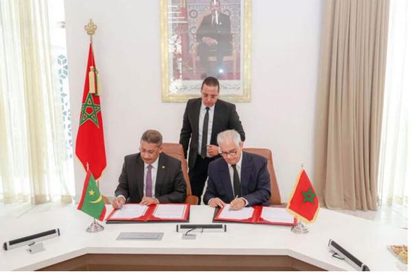 La Mauritanie et le Maroc signent un accord-cadre pour la réhabilitation et l’élargissement de la route Nouakchott-Nouadhibou La Mauritanie et le Maroc signent un accord-cadre pour la réhabilitation et l’élargissement de la route Nouakchott-Nouadhibou