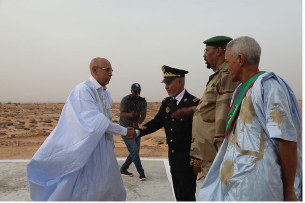 Arrivée du Président de la République à Aoujeft