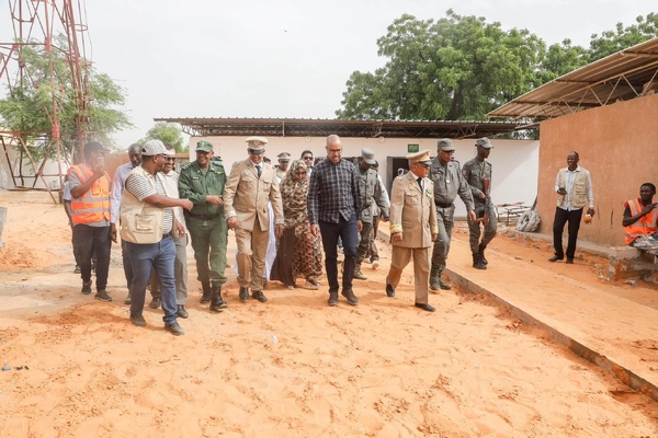 Le Délégué général de « Taazour » Sidi Ould Moulaye Zeine inaugure un internat pour élèves à Kiffa Le Délégué général de « Taazour » Sidi Ould Moulaye Zeine inaugure un internat pour élèves à Kiffa