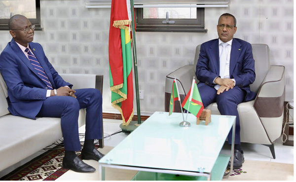 Le ministre des Affaires économiques reçoit le représentant de la Banque mondiale en Mauritanie Le ministre des Affaires économiques reçoit le représentant de la Banque mondiale en Mauritanie