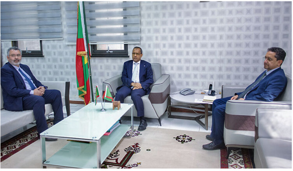 Le ministre des Affaires économiques reçoit le représentant résident du Fonds monétaire International Le ministre des Affaires économiques reçoit le représentant résident du Fonds monétaire International