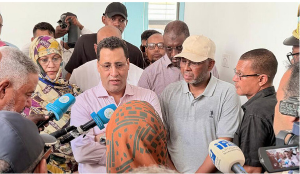 Le Premier ministre entame une visite d’inspection de plusieurs infrastructures sanitaires, sportives et de services à Nouakchott Le Premier ministre entame une visite d’inspection de plusieurs infrastructures sanitaires, sportives et de services à Nouakchott