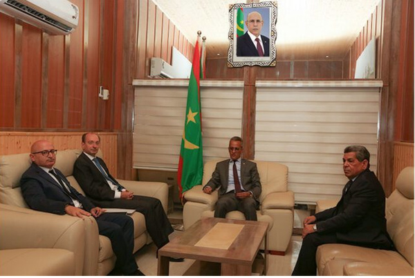 Le ministre de l’Intérieur reçoit l’ambassadeur d’Espagne en Mauritanie Le ministre de l’Intérieur reçoit l’ambassadeur d’Espagne en Mauritanie