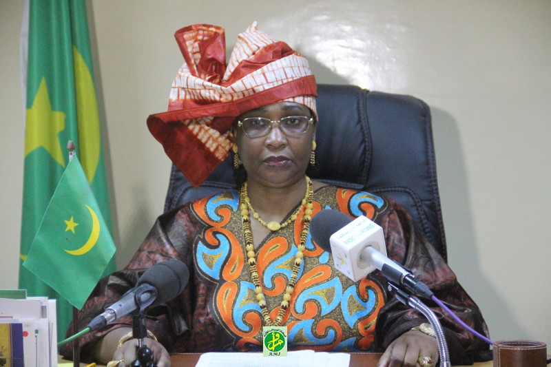 La ministre de la Fonction publique et du Travail s’adresse aux travailleurs à l’occasion du 1er Mai La ministre de la Fonction publique et du Travail s’adresse aux travailleurs à l’occasion du 1er Mai