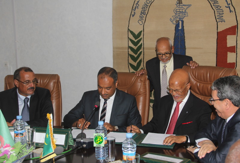 Signature d’une convention entre les chambres mauritanienne et algérienne du commerce Signature d’une convention entre les chambres mauritanienne et algérienne du commerce