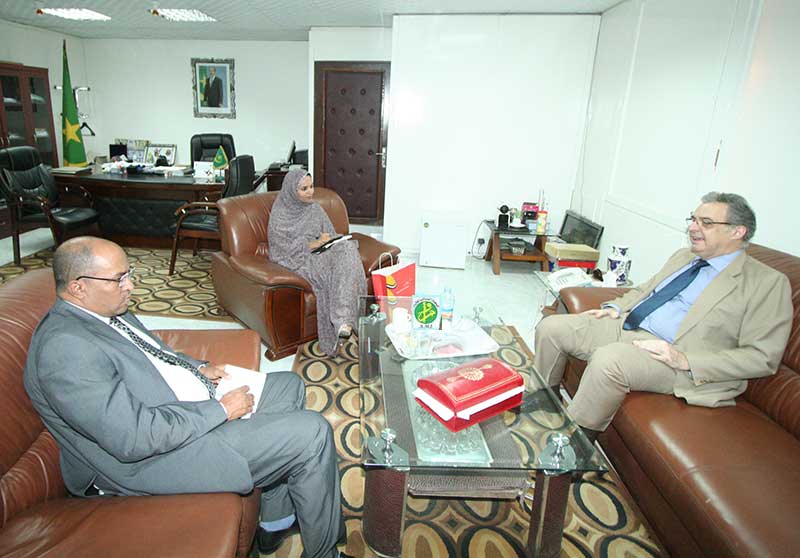 La ministre de l’habitat reçoit l’ambassadeur d’Espagne La ministre de l’habitat reçoit l’ambassadeur d’Espagne